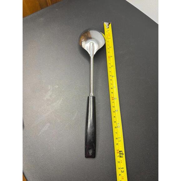 Vintage Ekco USA Black Plastic Textured Handle Large Serving Spoon - Picture 5 of 5
